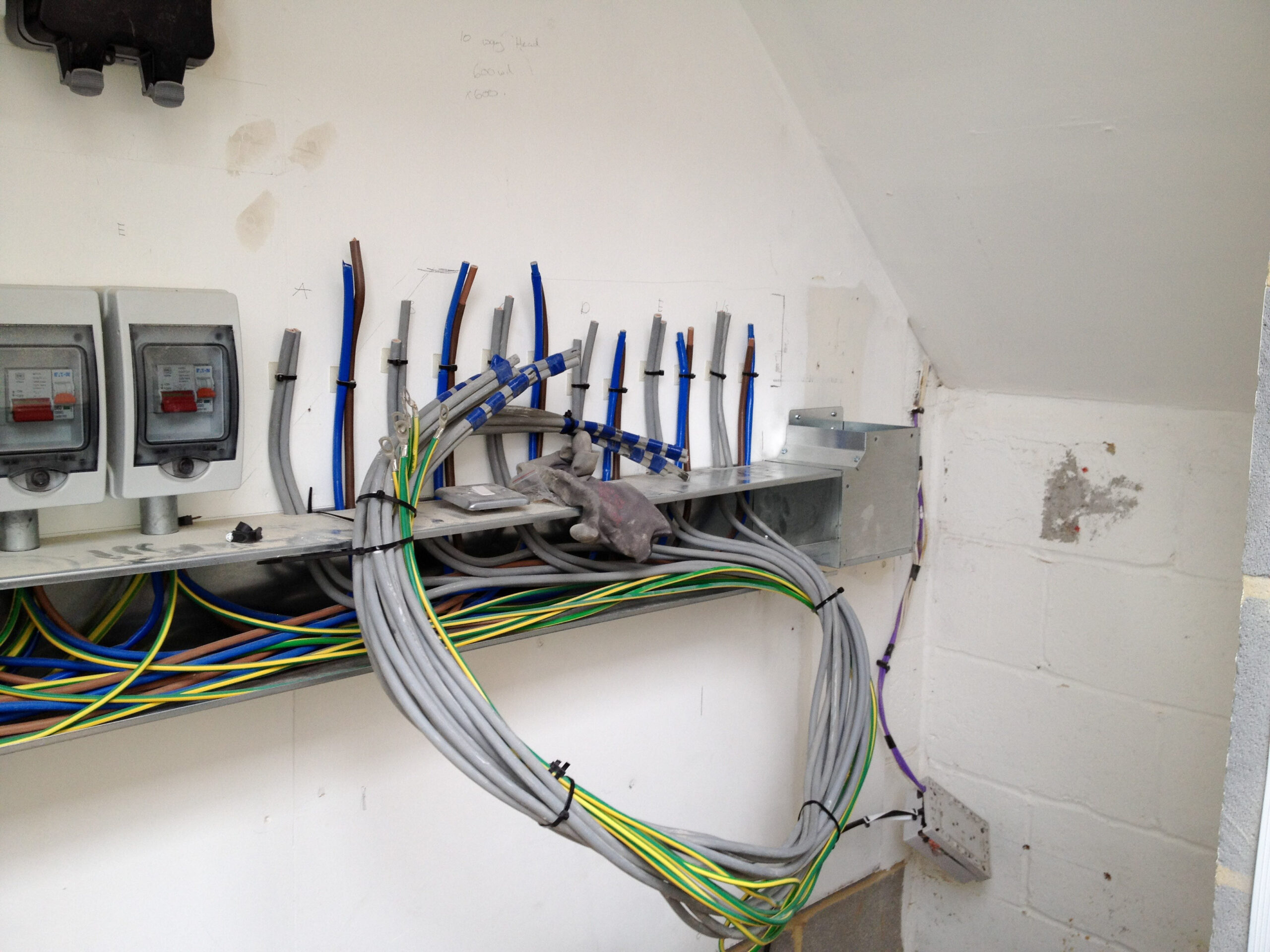 Best Reliable Commercial Electrical Services Bright Electricians Poole Bournemouth Boscombe Christchurch Little Down