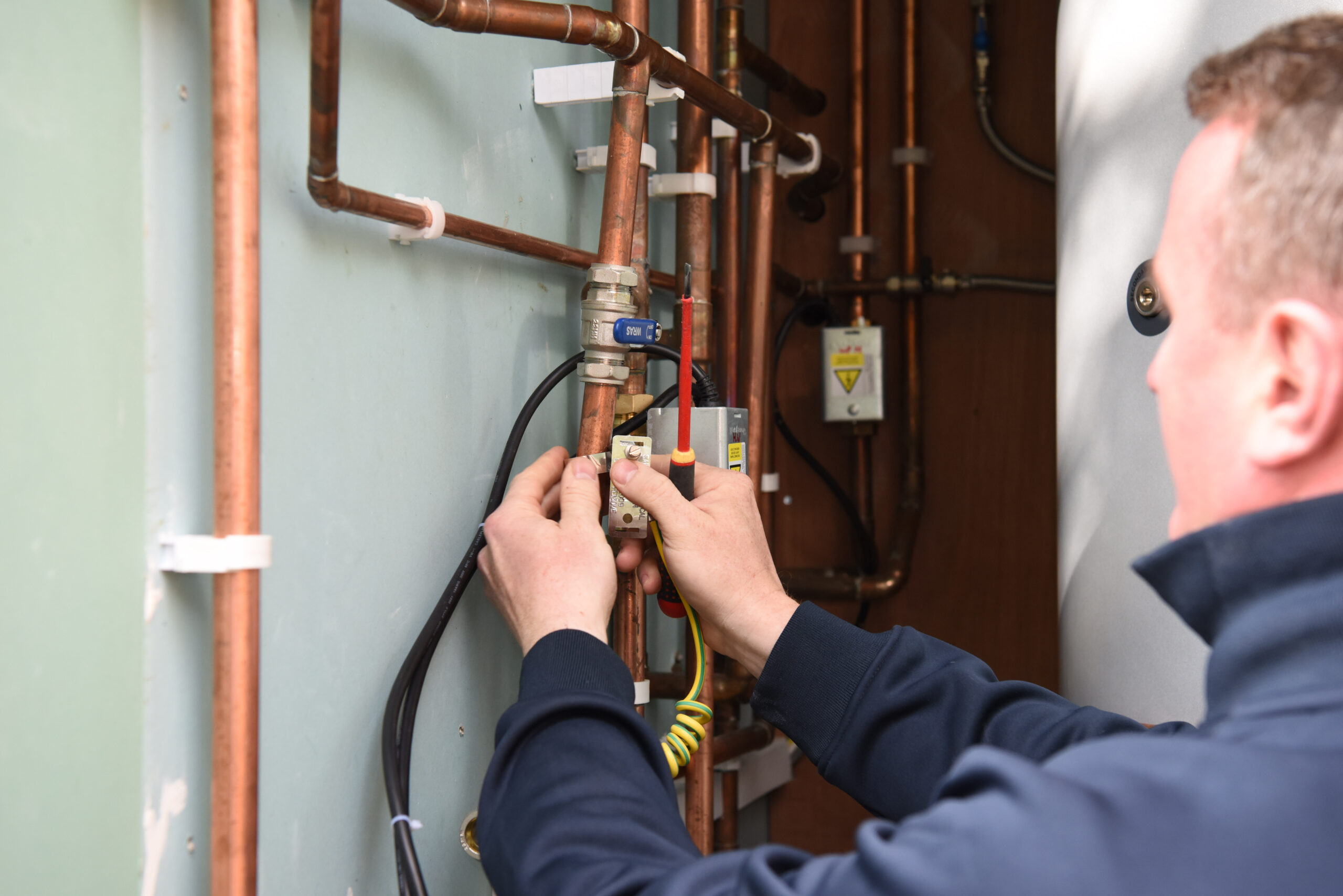 Smart Home Heating Central Heating Installation Hot Water Residential & Commercial Electrical Services Bournemouth Boscombe Little Down Christchurch Bright Electricians